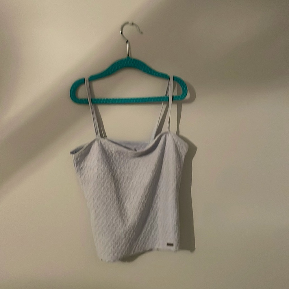 Cute Hollister girl spaghetti strap everywhere texture top